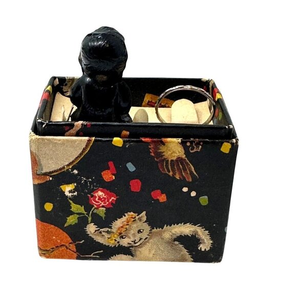 Uncas Toy Ring Complete Set Cat Box Black Baby Doll Patent 1643421 Vintage USA - Picture 6 of 16